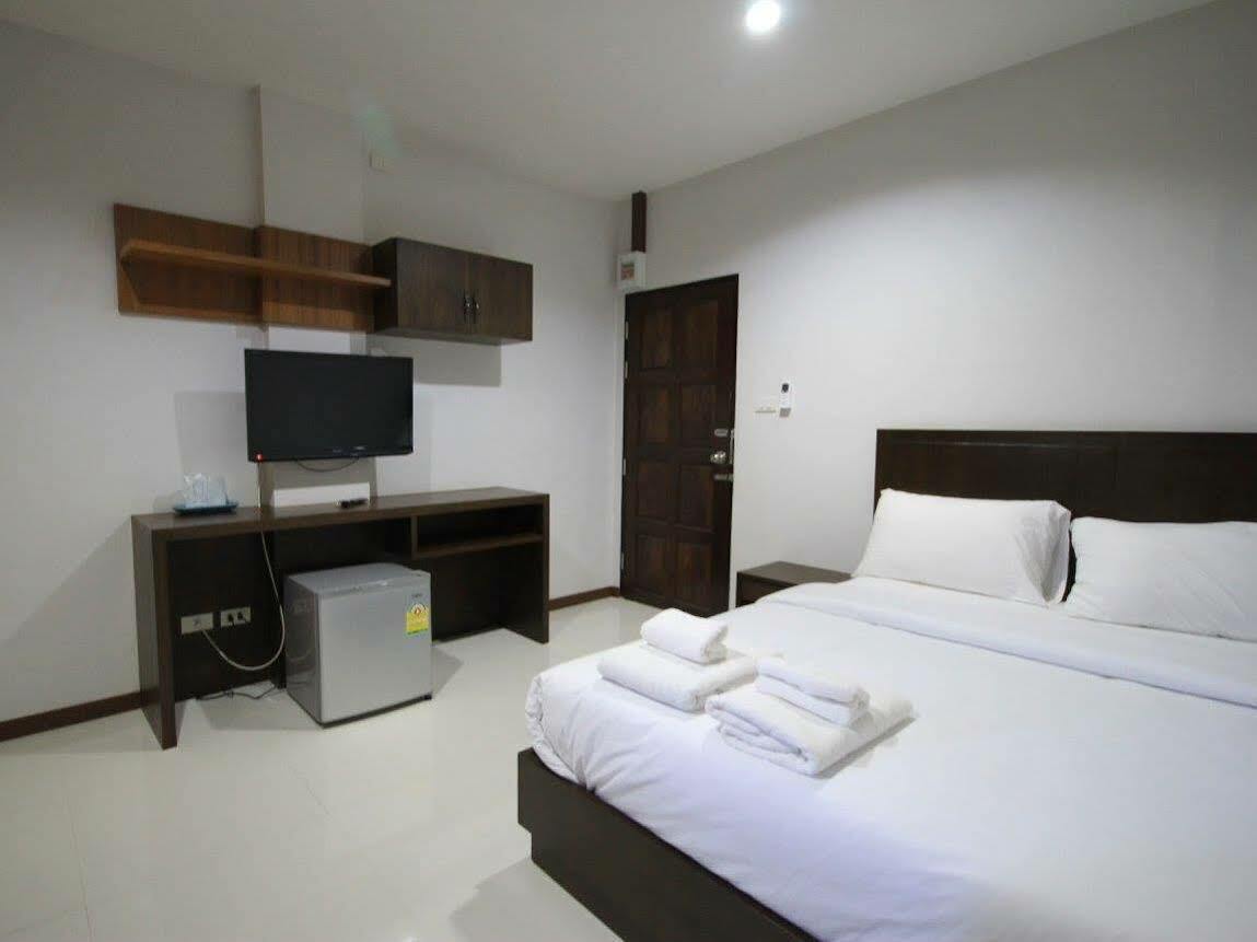 Siriwat Apartment Chiang Mai Exterior photo